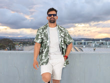 Load image into Gallery viewer, La Leela Men&#39;s Relax Tropical Coconut Tree Hawaiian Shirt White Gray