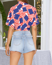 Load image into Gallery viewer, LA LEELA Women's Patriotic US Flag Beach Hawaiian Shirt P00627