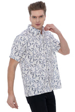 Load image into Gallery viewer, HAPPY BAY Mens Hawaiian Shirts Ocean Leaf Repeat P07729