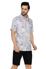 Load image into Gallery viewer, LA LEELA Mens Hawaiian Shirts Black White Fish P10178