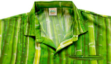 Load image into Gallery viewer, LA LEELA Shirt Casual Button Down Short Sleeve Beach  parrot printed Shirt Men Pocket HD Green